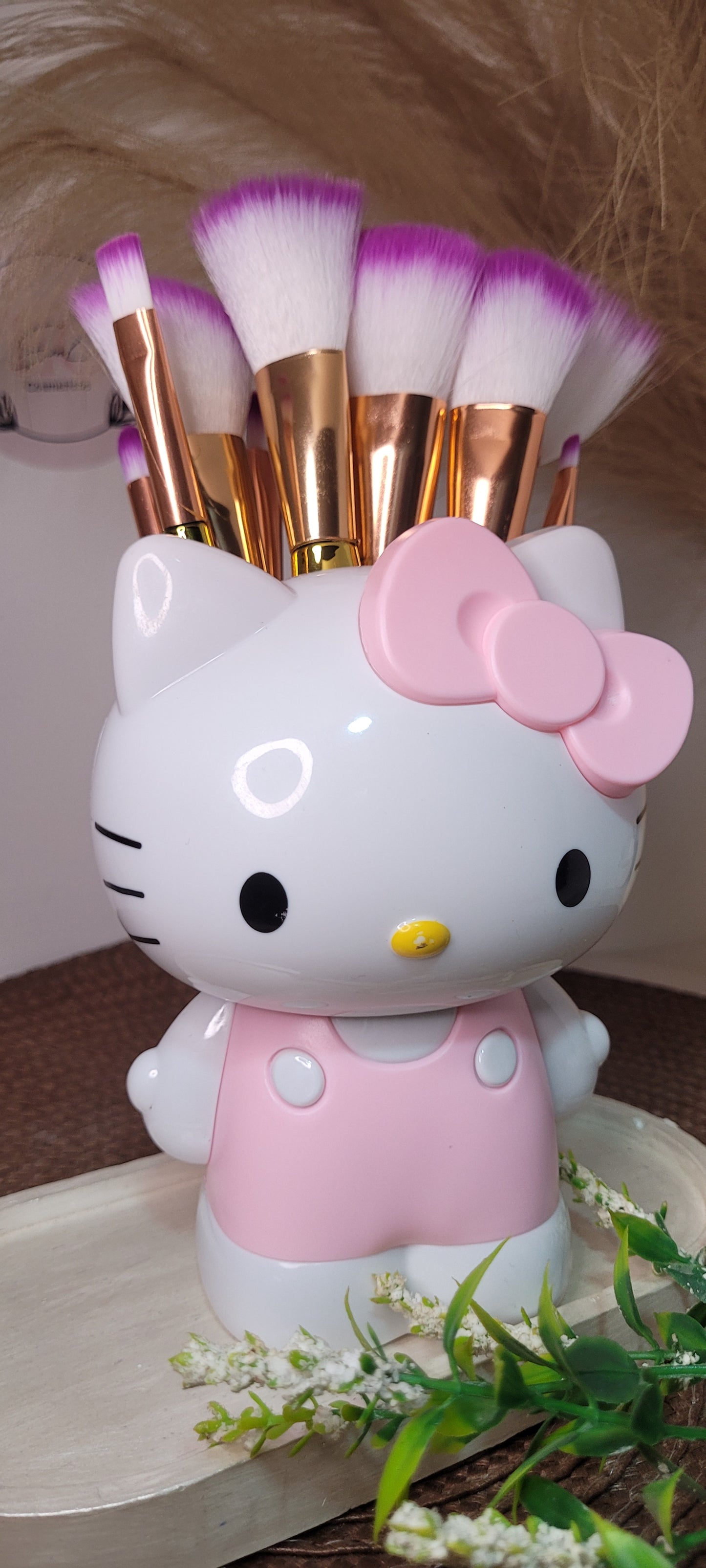 Organizador de brochas ,Hello kitty