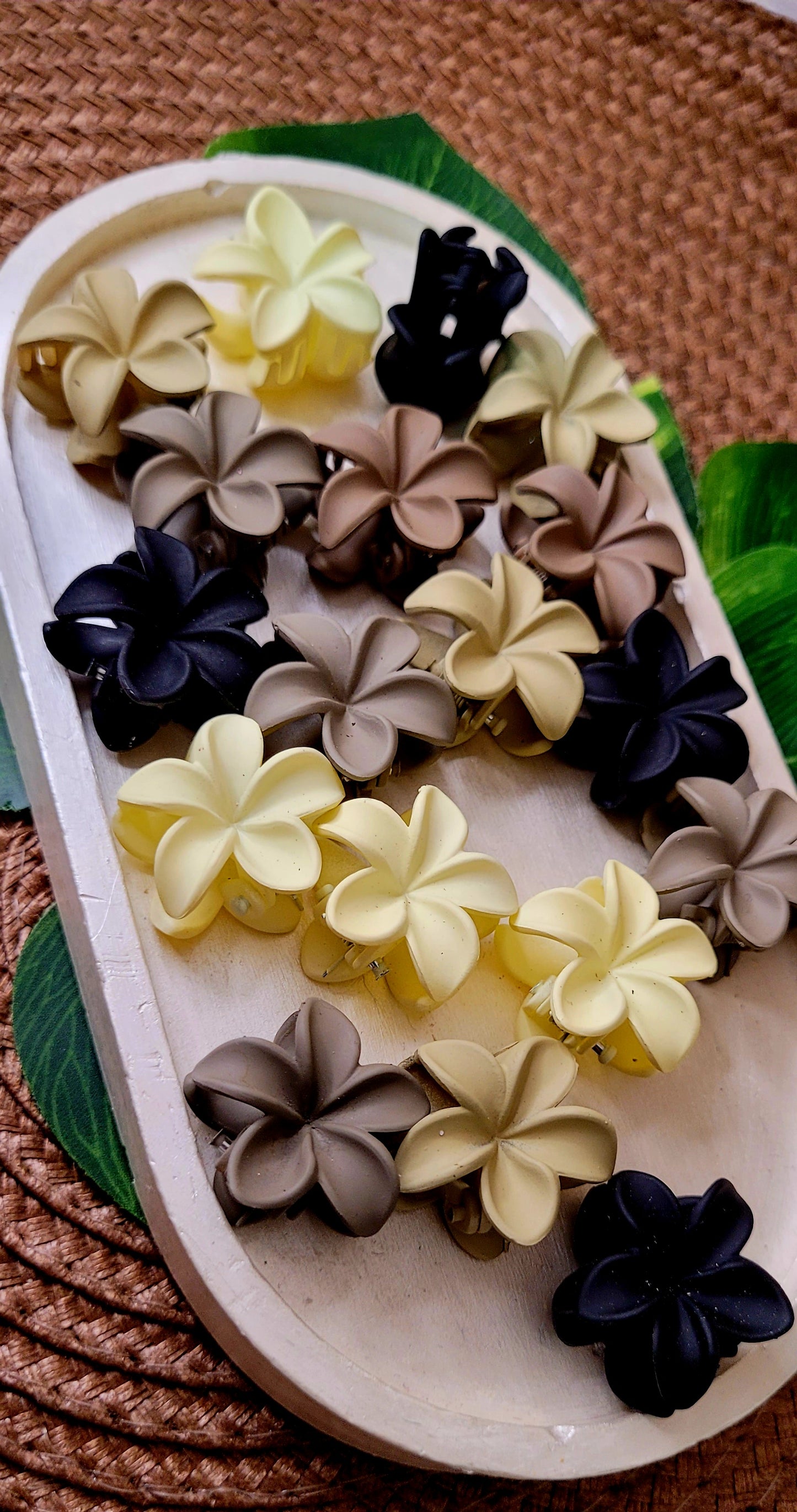 Mini pincitas opacas