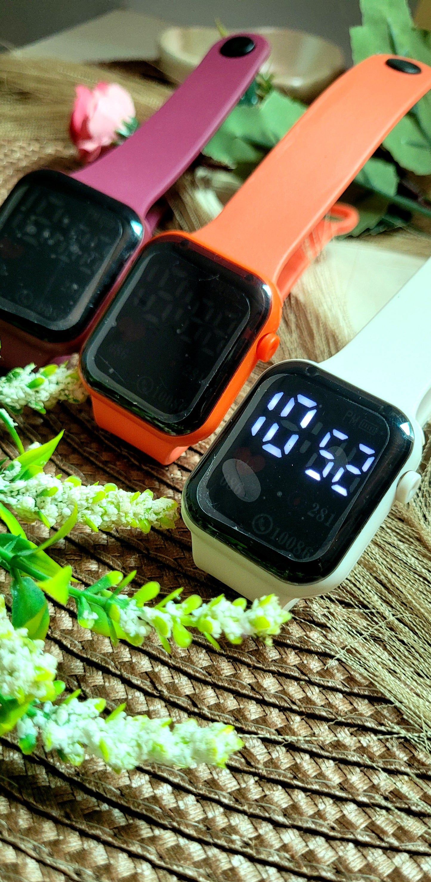 Relojes digitales (colores surtidos) , leer foto de descripción!!!!