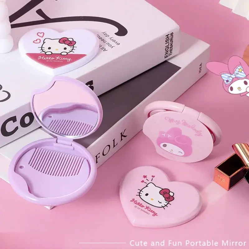Mini espejitos de kitty con peine