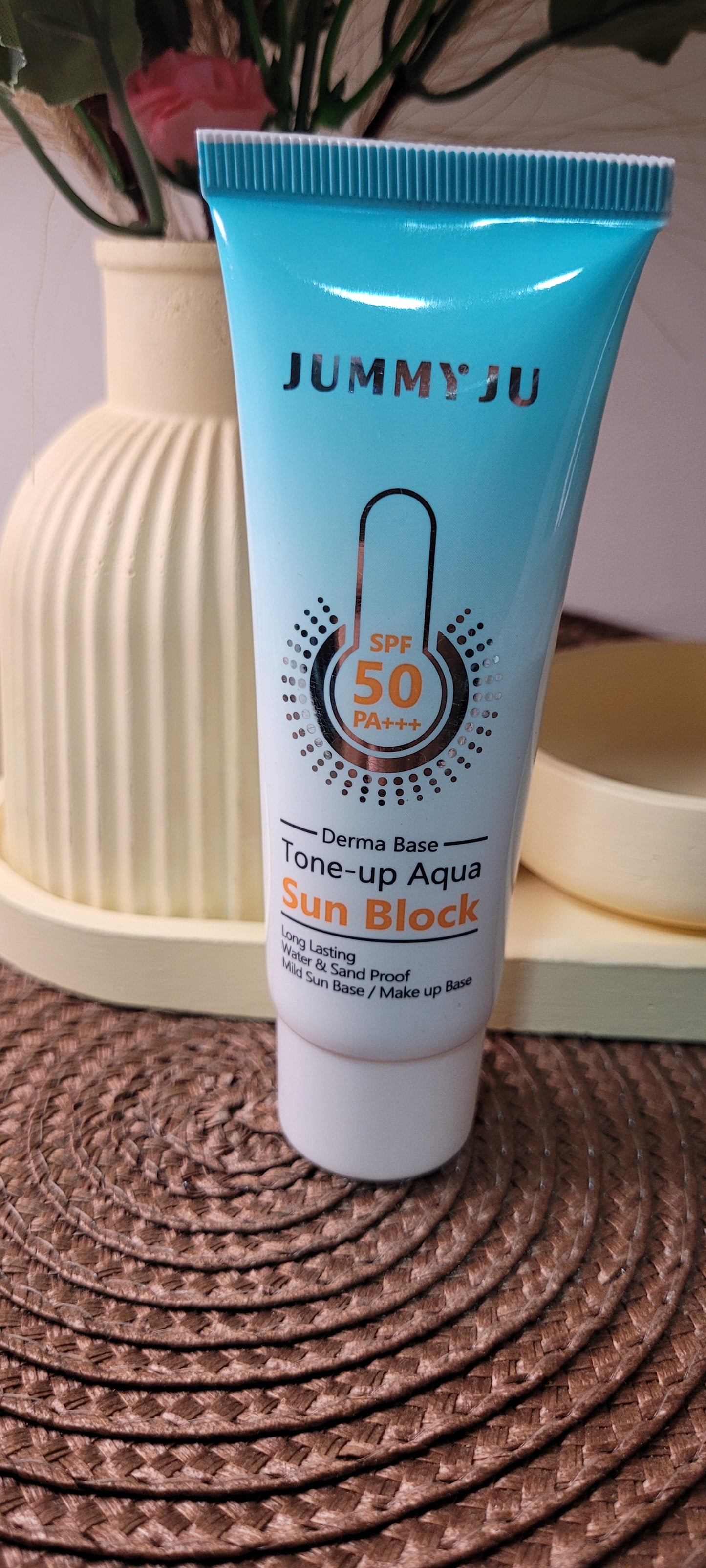 Protector solar facial Jummyju SPF 50 PA+++ Tone-up Aqua