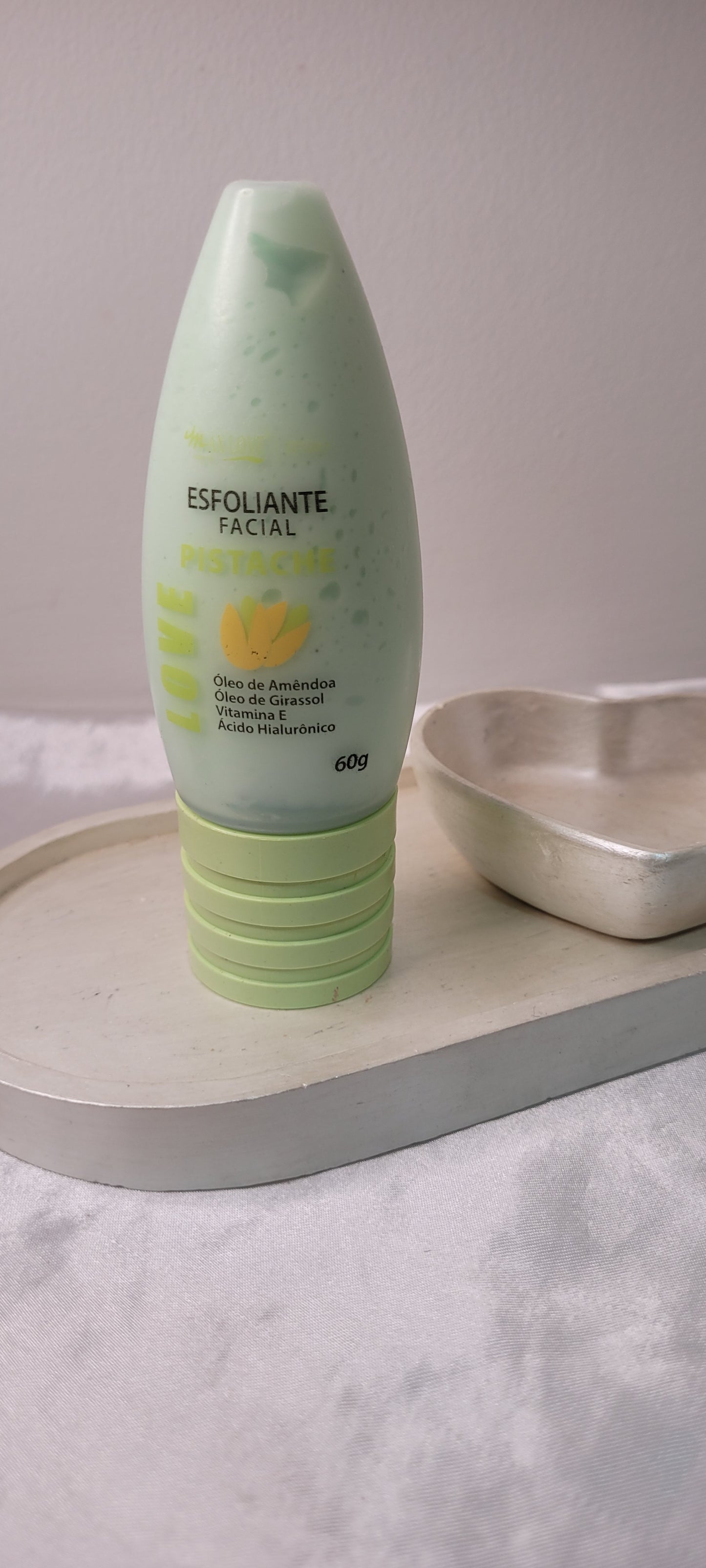 Exfoliante facial de almendras